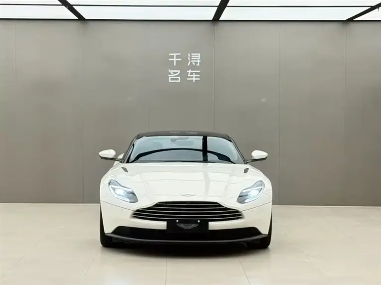 Aston Martin DB11 4.0 T V8 Coupe