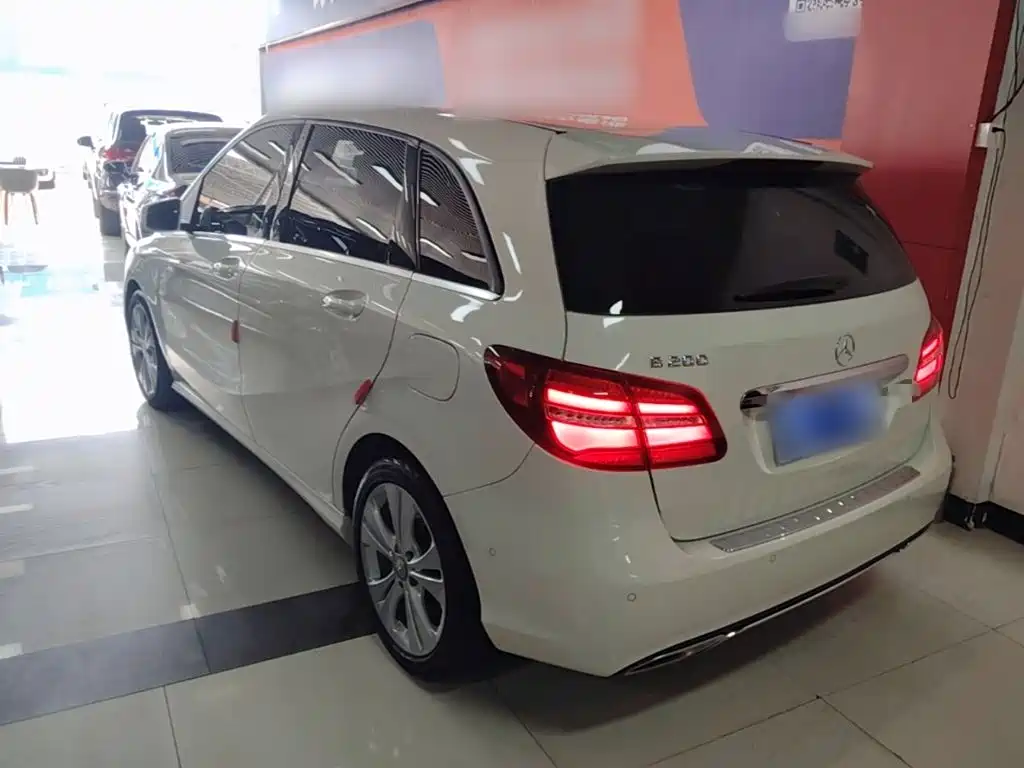 Mercedes-Benz B-Class B 200 Fashion