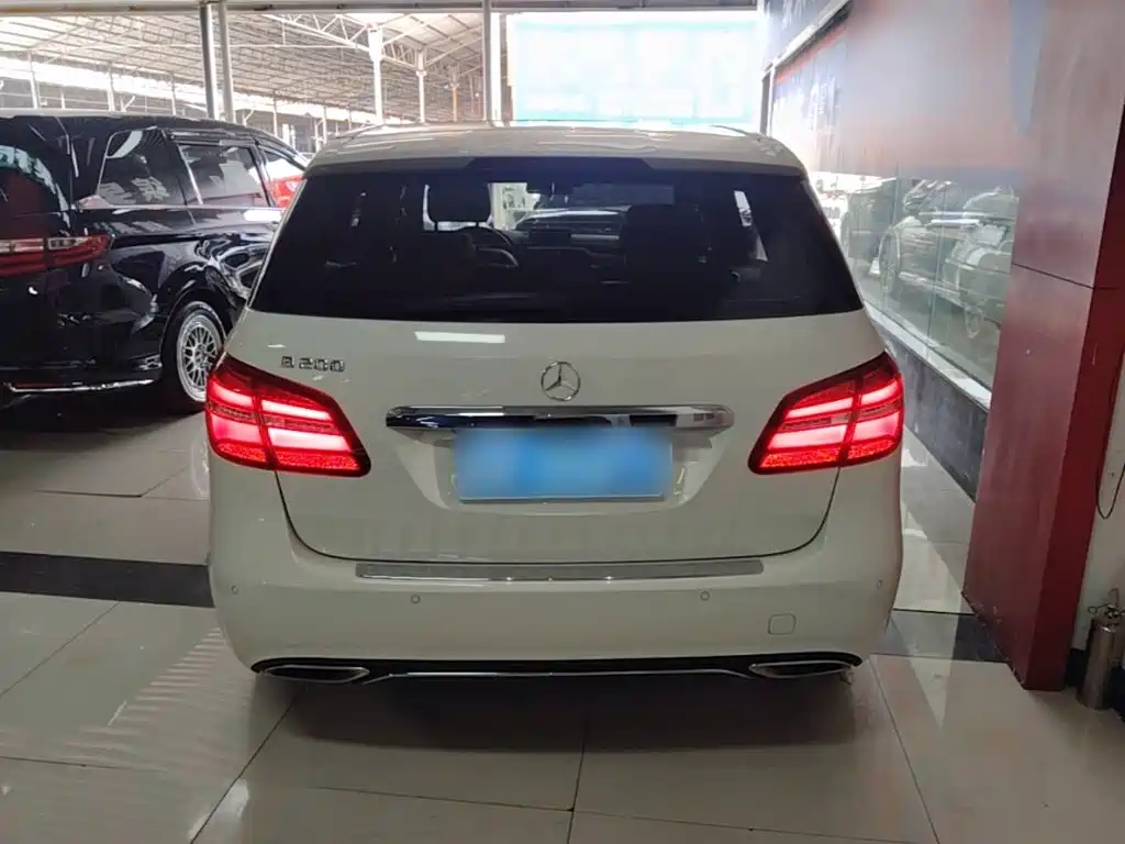 Mercedes-Benz B-Class B 200 Fashion
