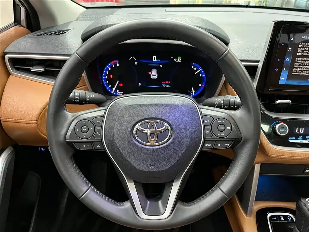 Corolla Cross 2.0 L Flagship