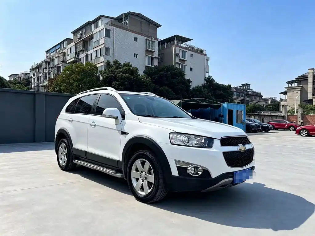 Captiva 2.4 L 2 WD City 7-seat