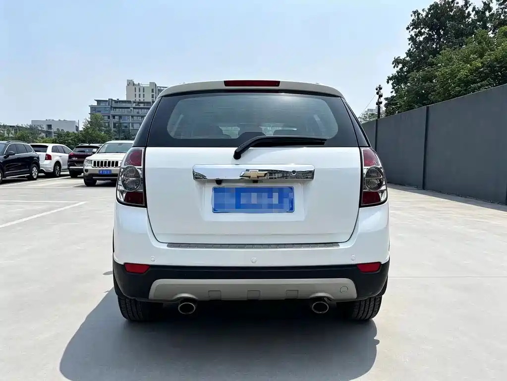 Captiva 2.4 L 2 WD City 7-seat