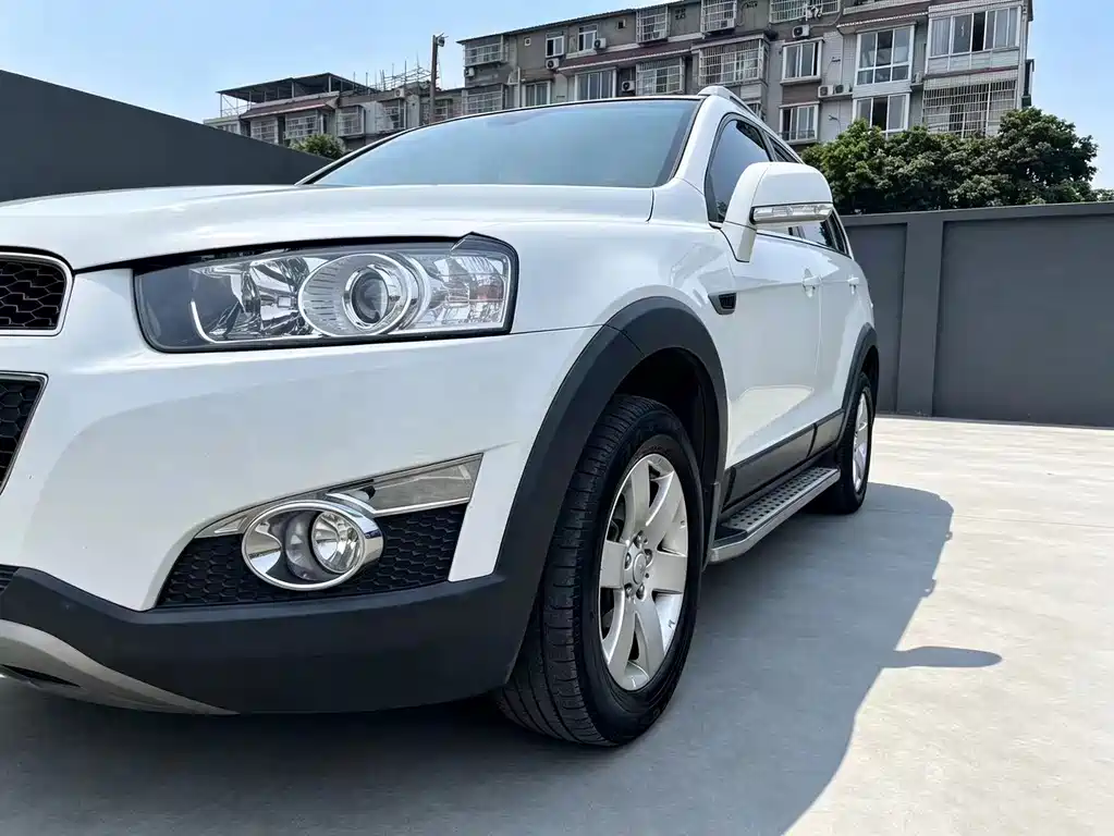 Captiva 2.4 L 2 WD City 7-seat
