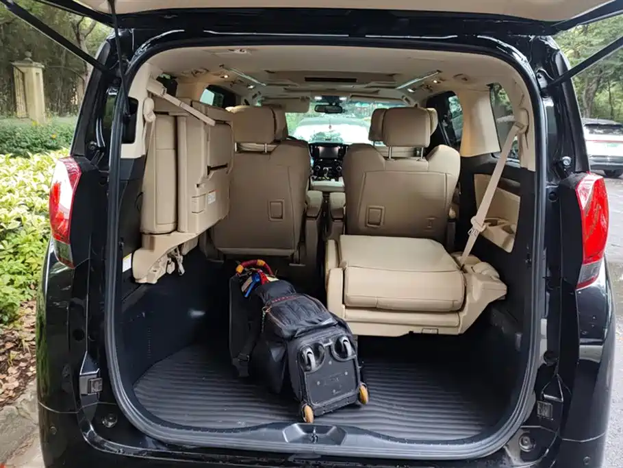 Alphard 3.5 L Distinguished