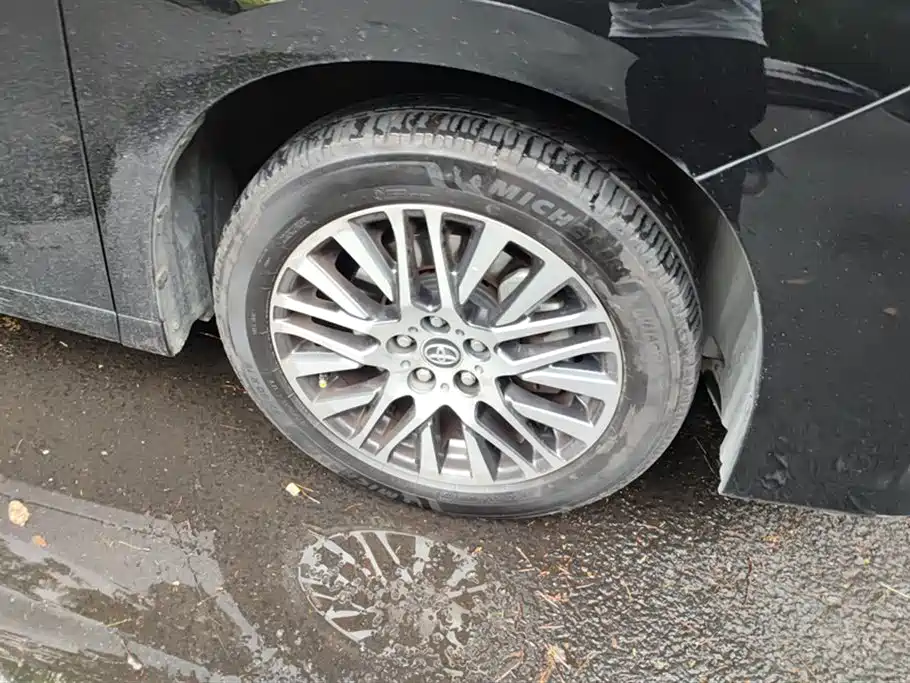 Alphard 3.5 L Distinguished
