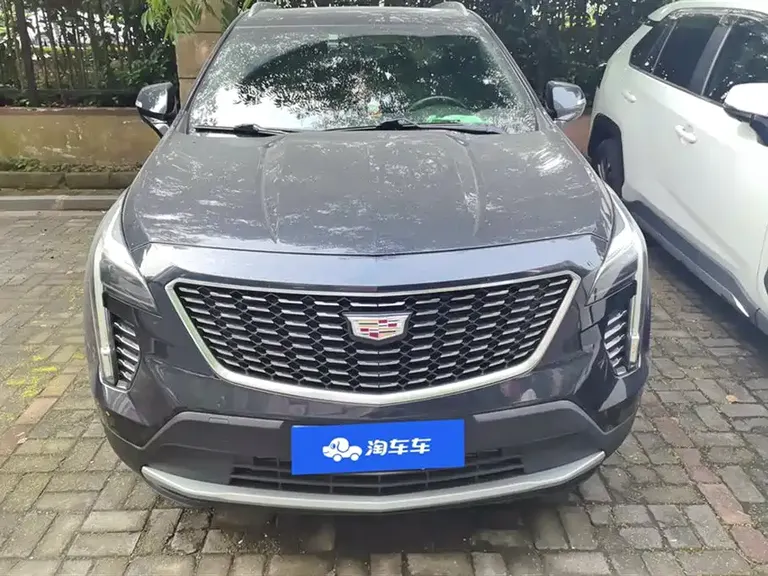 Cadillac XT4 Facelift 28 T 2 WD Leading