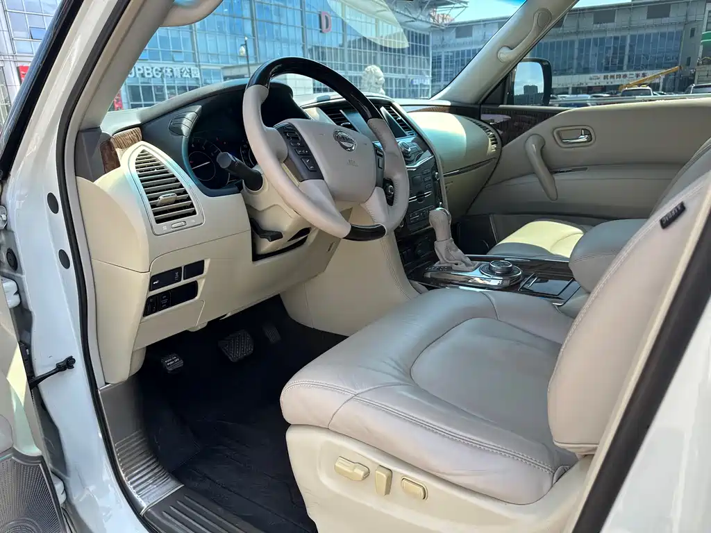 Patrol 4.0 L Flagship