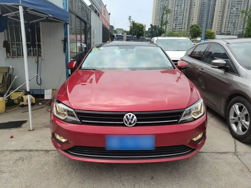 Lamando 330 TSI DSG Comfort