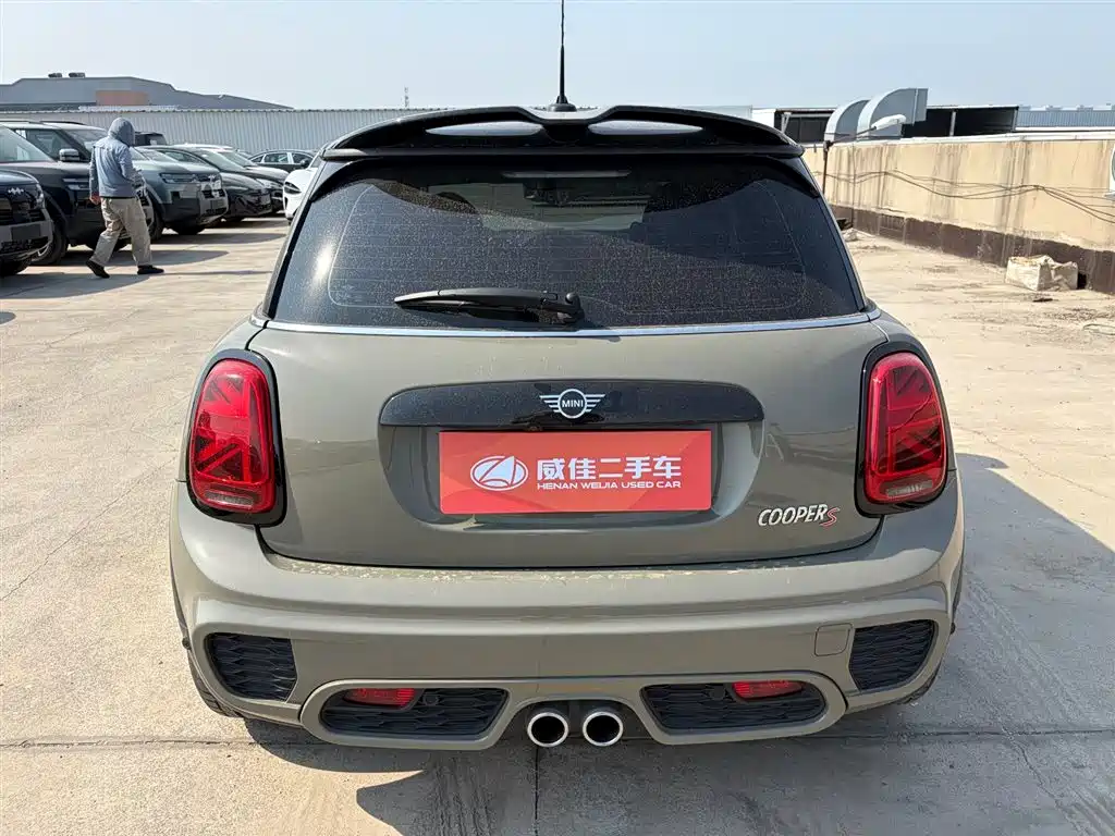 MINI 2.0 T COOPER S Racer