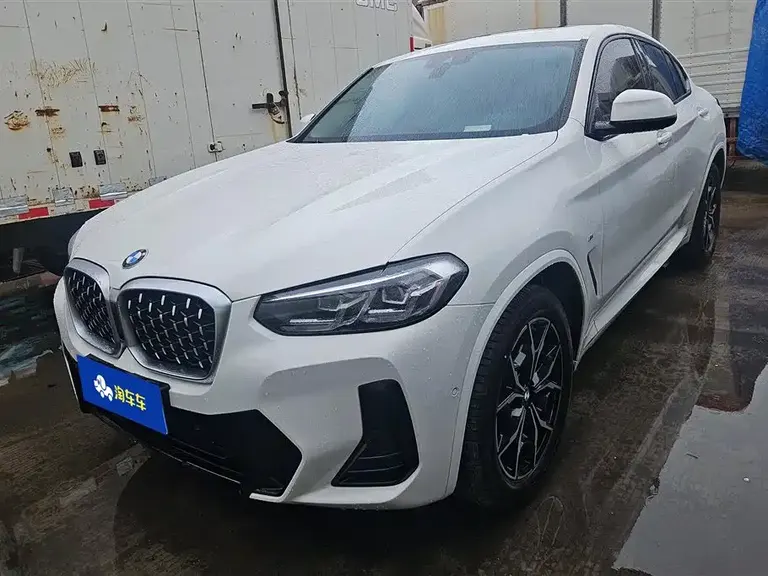 BMW X4 xDrive 25 i M Sport Package