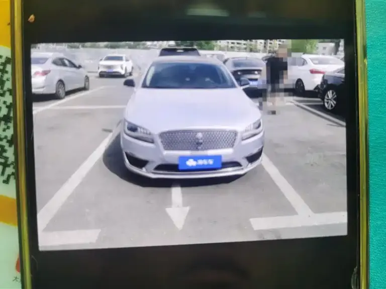 Lincoln MKZ 2.0 T Premium