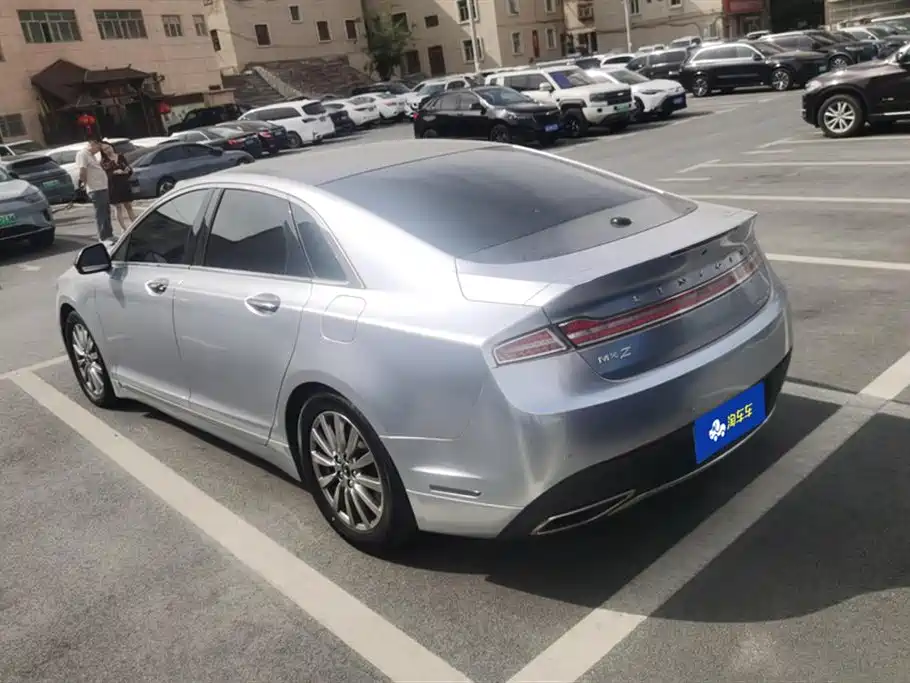 Lincoln MKZ 2.0 T Premium