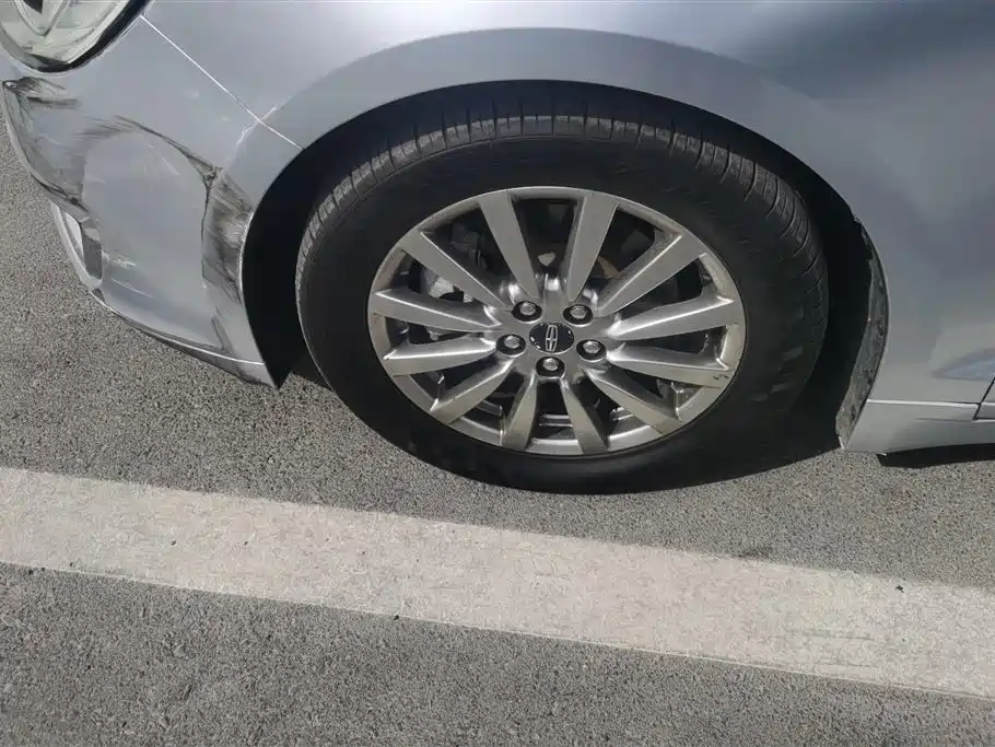 Lincoln MKZ 2.0 T Premium