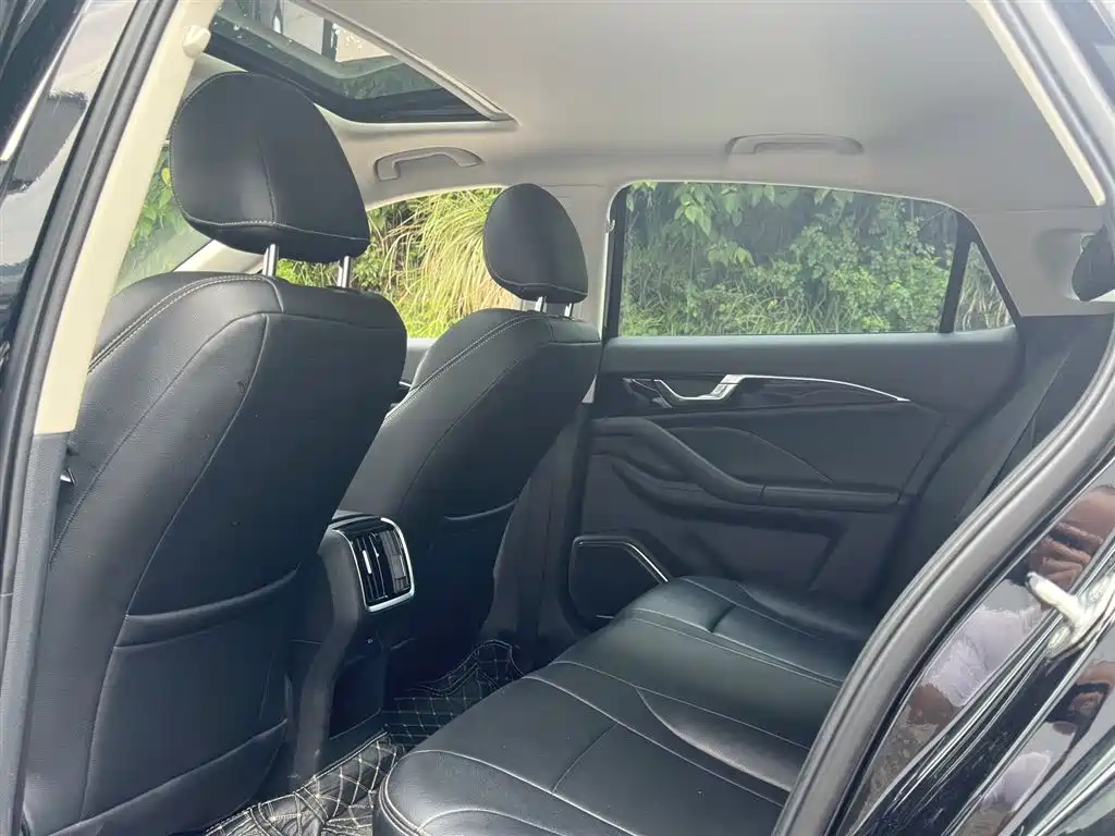 Besturn B70 Dragon 1.5 T Leading Innovation