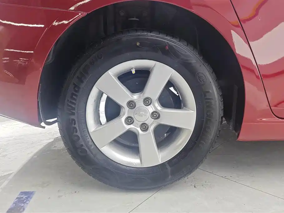 Cruze 科鲁兹 2009款 1.6 L SL MT