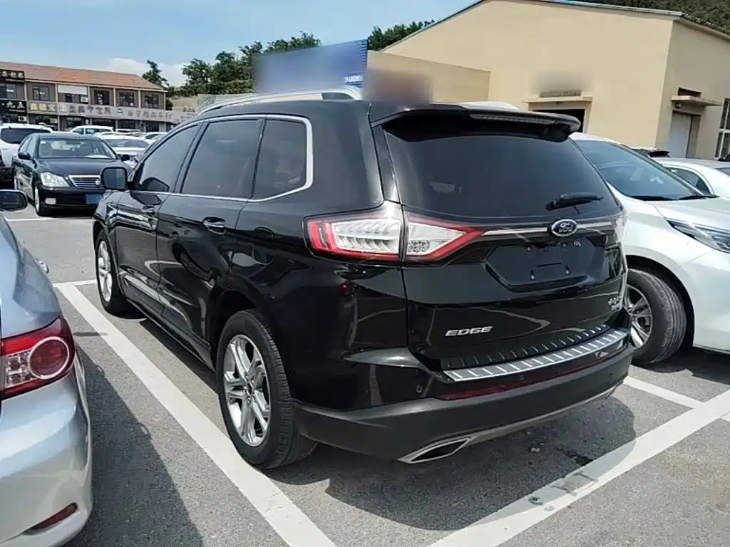 Edge EcoBoost 245 2 WD Grand Sharp 7-seat CN-V