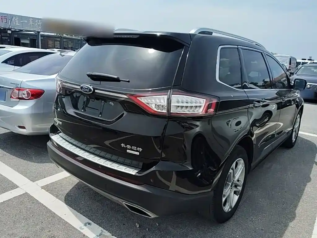 Edge EcoBoost 245 2 WD Grand Sharp 7-seat CN-V