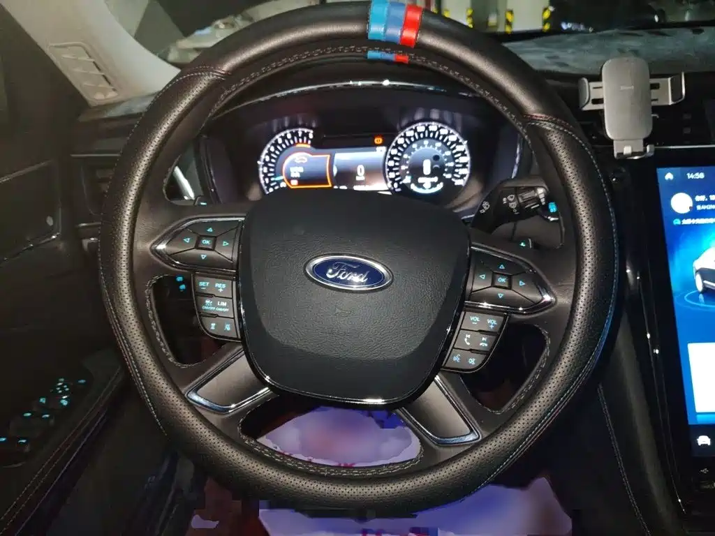 Taurus EcoBoost 245 Premium