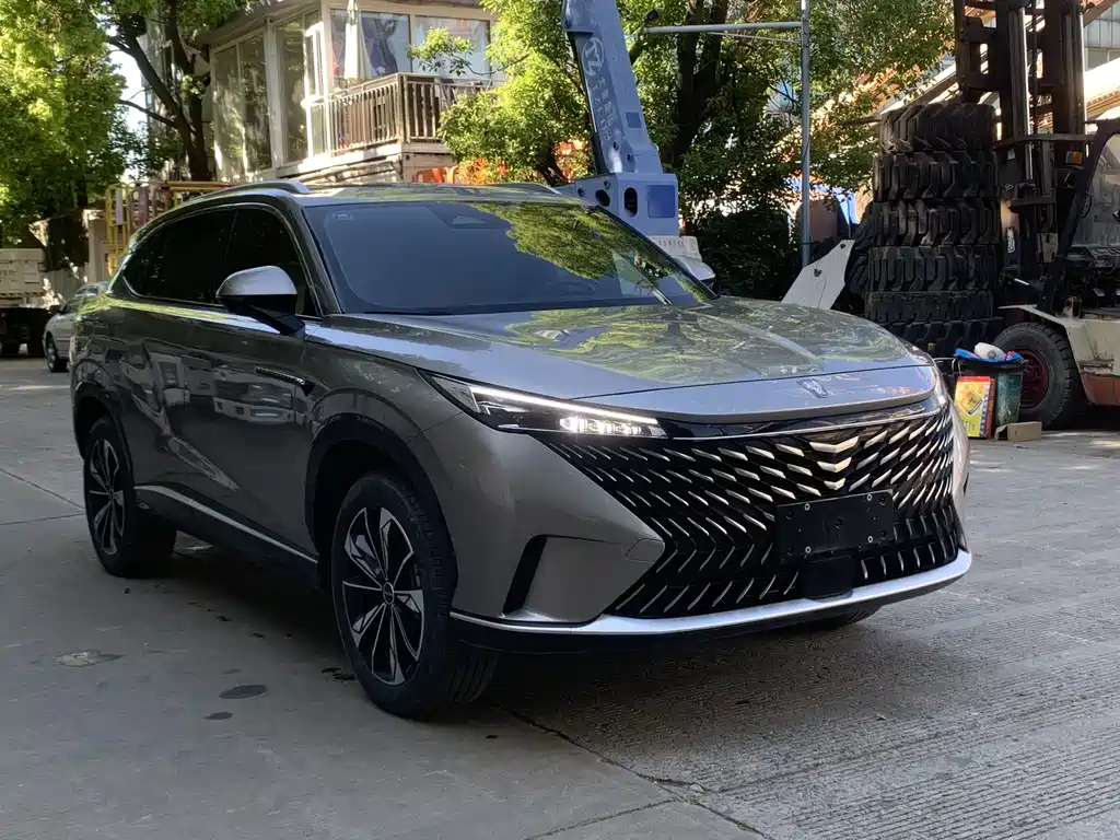 Roewe RX5 1.5 T Comfort Enjoyment