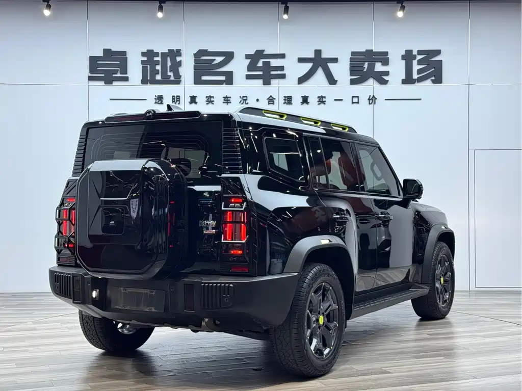 Jetour Traveller 2.0 T 4 WD Cross PRO