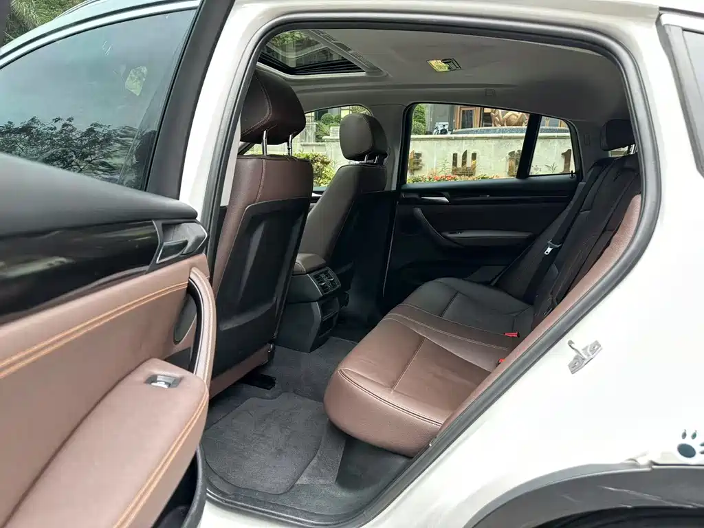 BMW X4 xDrive20 i X Design Package