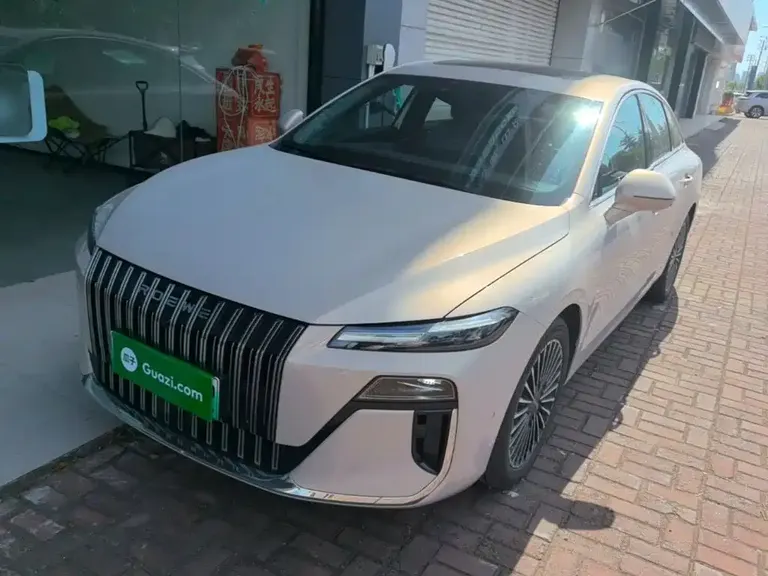 Roewe M7 DMH 160 km Premium Enjoyment