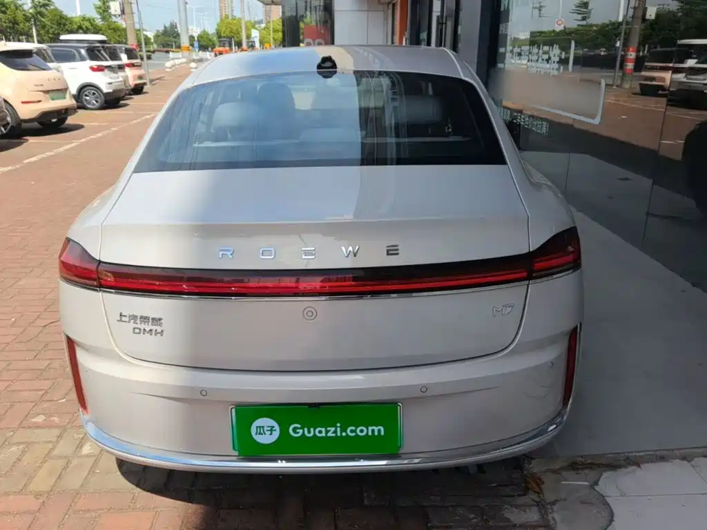 Roewe M7 DMH 160 km Premium Enjoyment