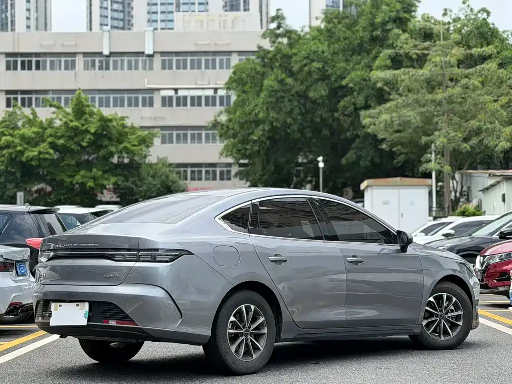 Destroyer 05 Glory DM-i 55 KM Luxury