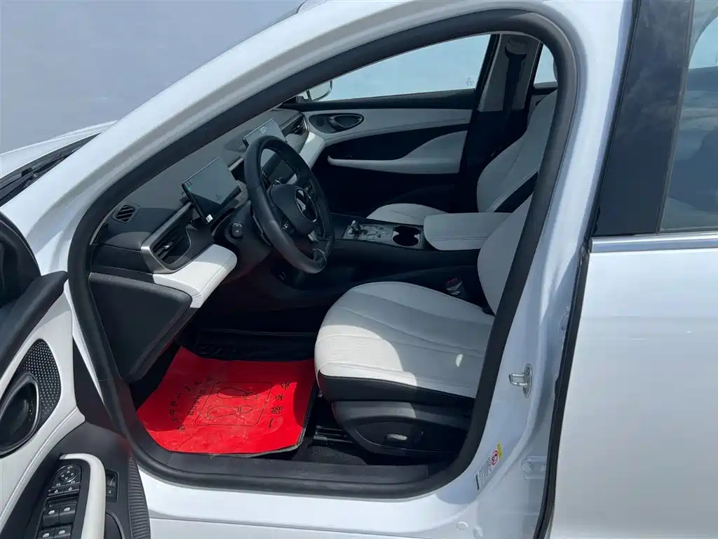 Seal 05 DM-i DM-i Smart Drive 120 KM Flagship