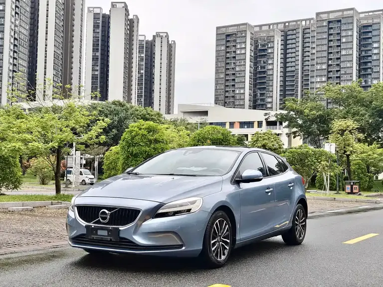 Volvo V40 T3 Smart Ease