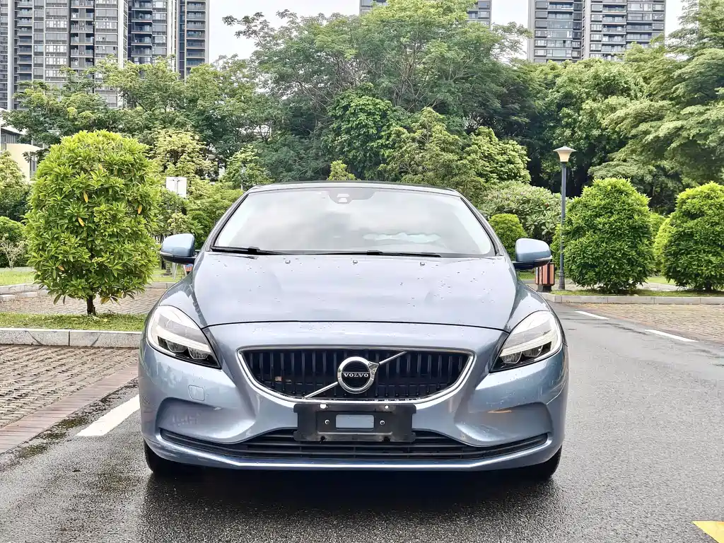 Volvo V40 T3 Smart Ease