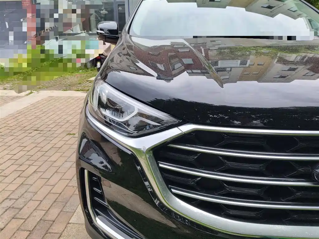 Edge PLUS EcoBoost 245 4 WD Platinum Sharp 7-seat