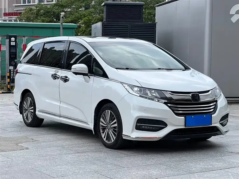 Honda Odyssey 2.4 L Luxury