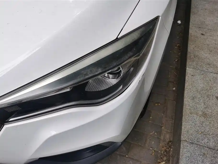 Besturn X80 1.8 T Auto Luxury