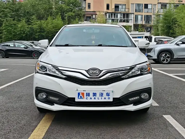 BYD F3 比亚迪F3 2018款 1.5 L 自动尊享型