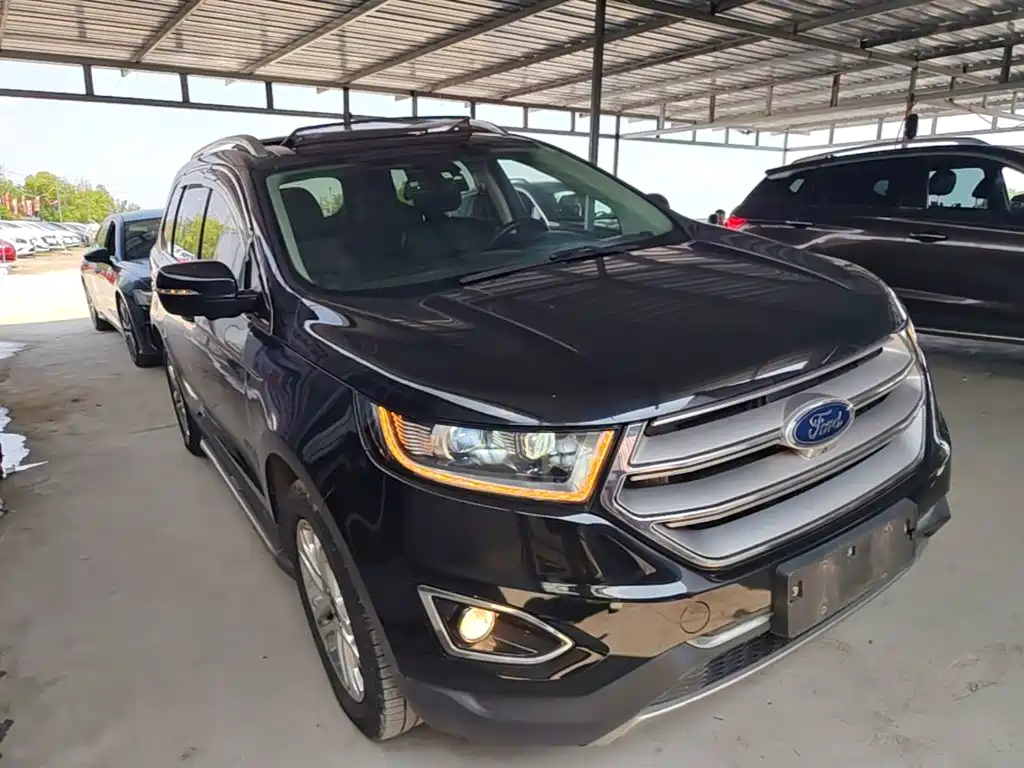 Edge EcoBoost 245 2 WD Grand Sharp 7-seat CN-V