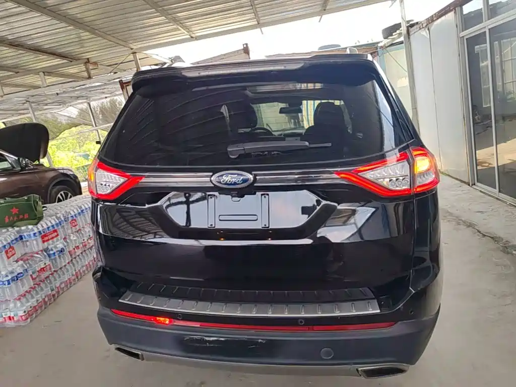 Edge EcoBoost 245 2 WD Grand Sharp 7-seat CN-V