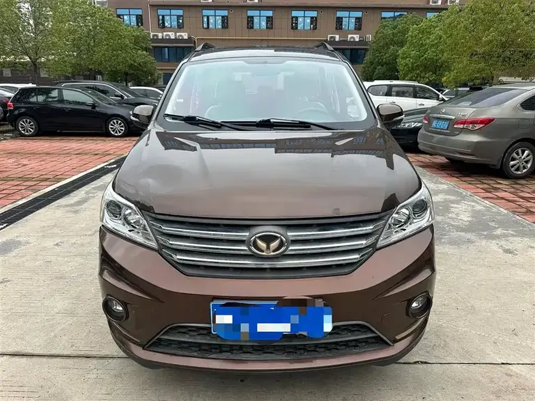 BAIC Huansu H3 H3 F 1.5 L Manual Distinguished