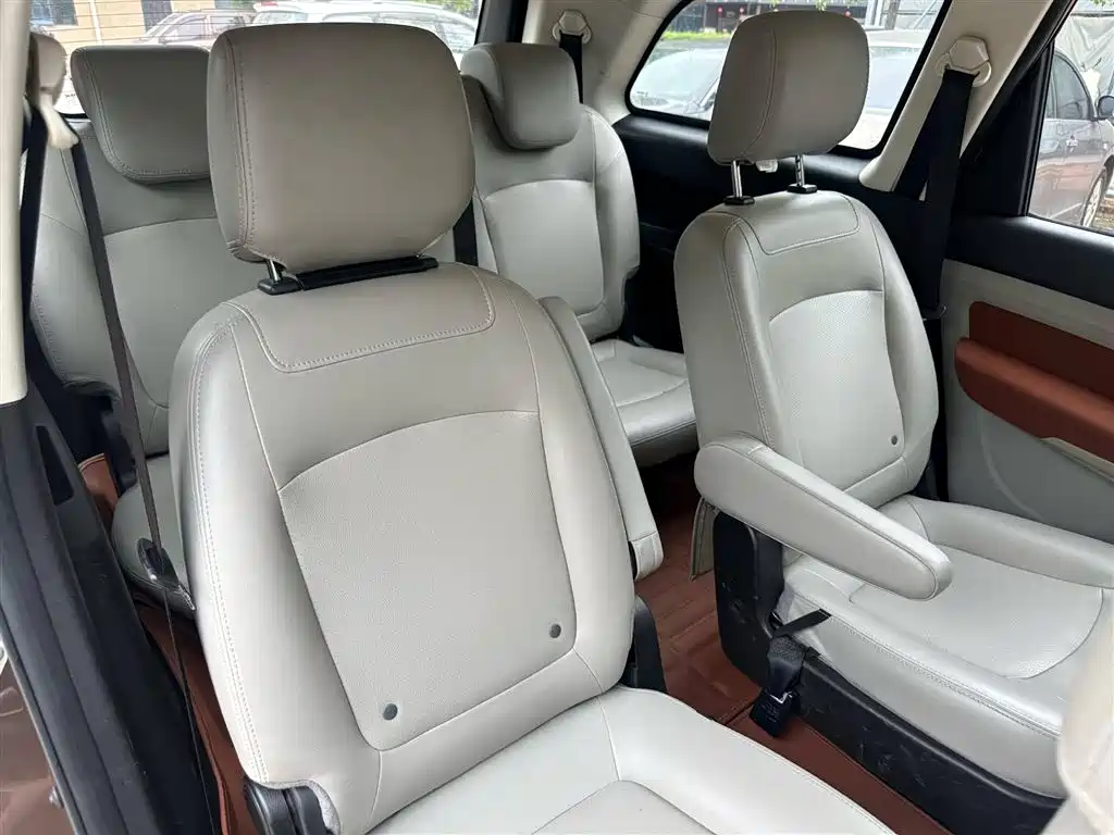 BAIC Huansu H3 H3 F 1.5 L Manual Distinguished