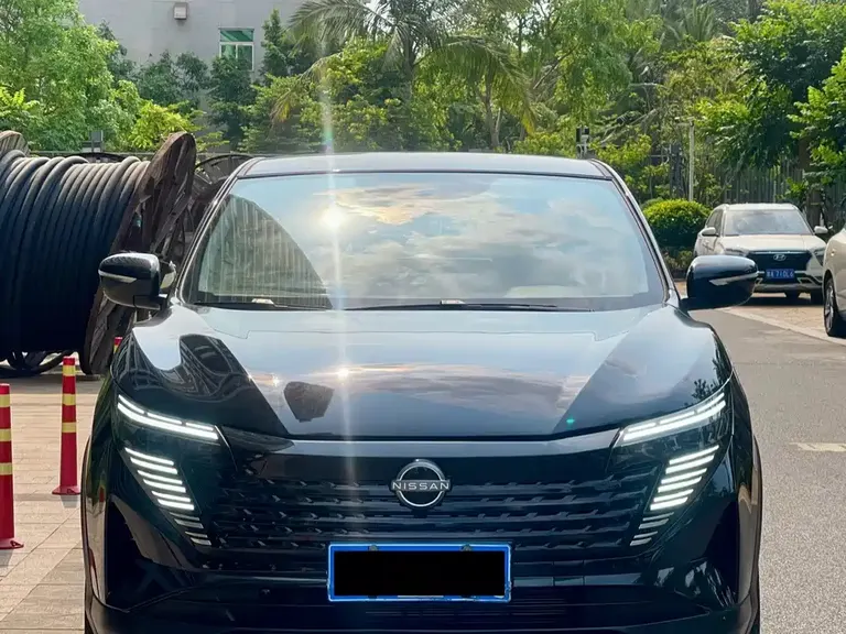 Nissan Qashqai Honor 2.0 L CVT XV Sincere