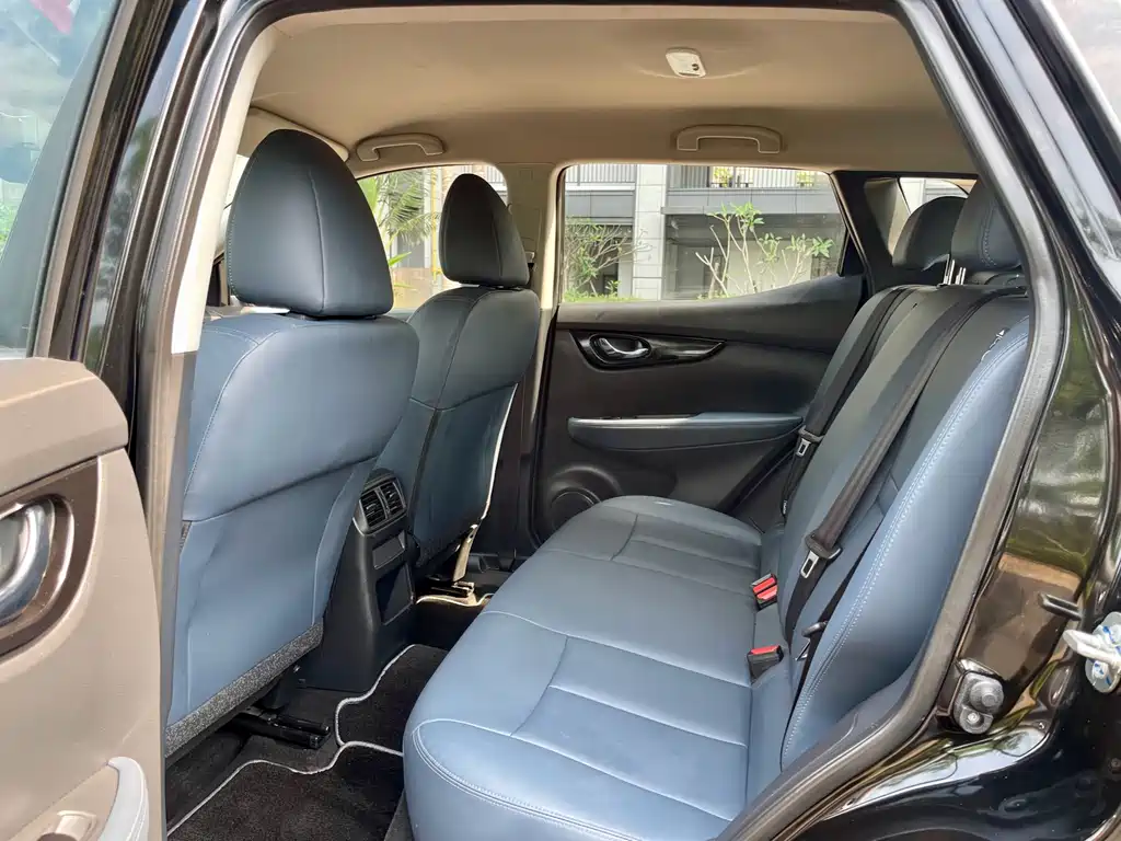Qashqai Honor 2.0 L CVT XV Sincere