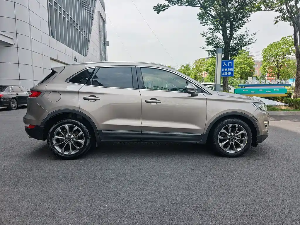 Lincoln MKC 2.0 T 2 WD Graceful