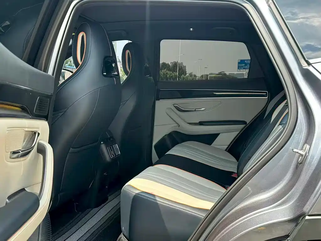 Song PLUS NEV Champion DM-i 110 KM Flagship PLUS