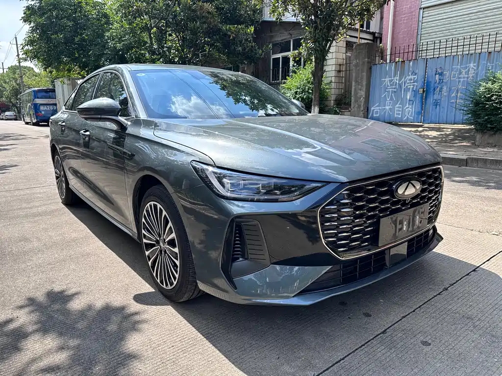 Fengyun A8 L 风云A8 L 2025款 1.5 TGDI 145 km 标准型