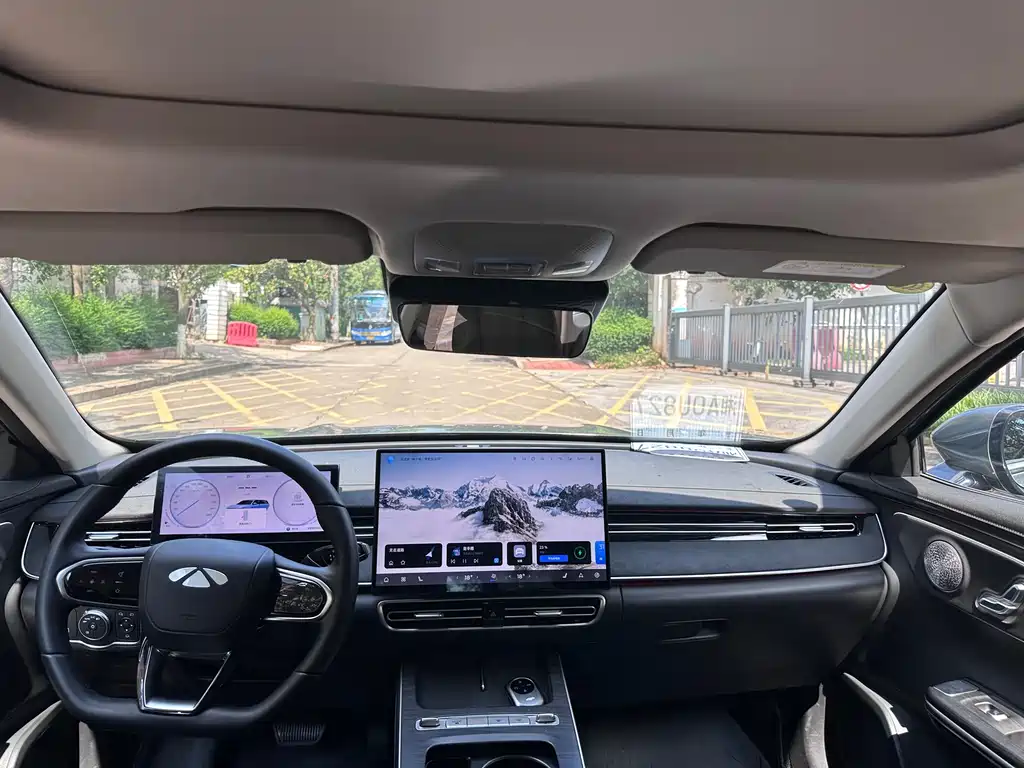 Fengyun A8 L 风云A8 L 2025款 1.5 TGDI 145 km 标准型