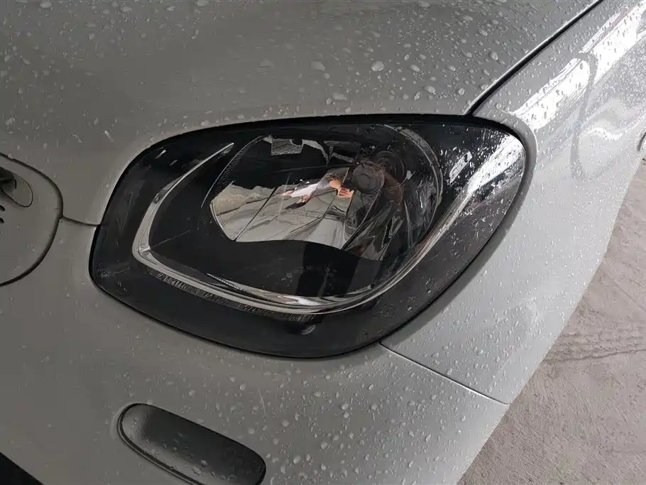 smart forfour 1.0 L 52 kW Passion