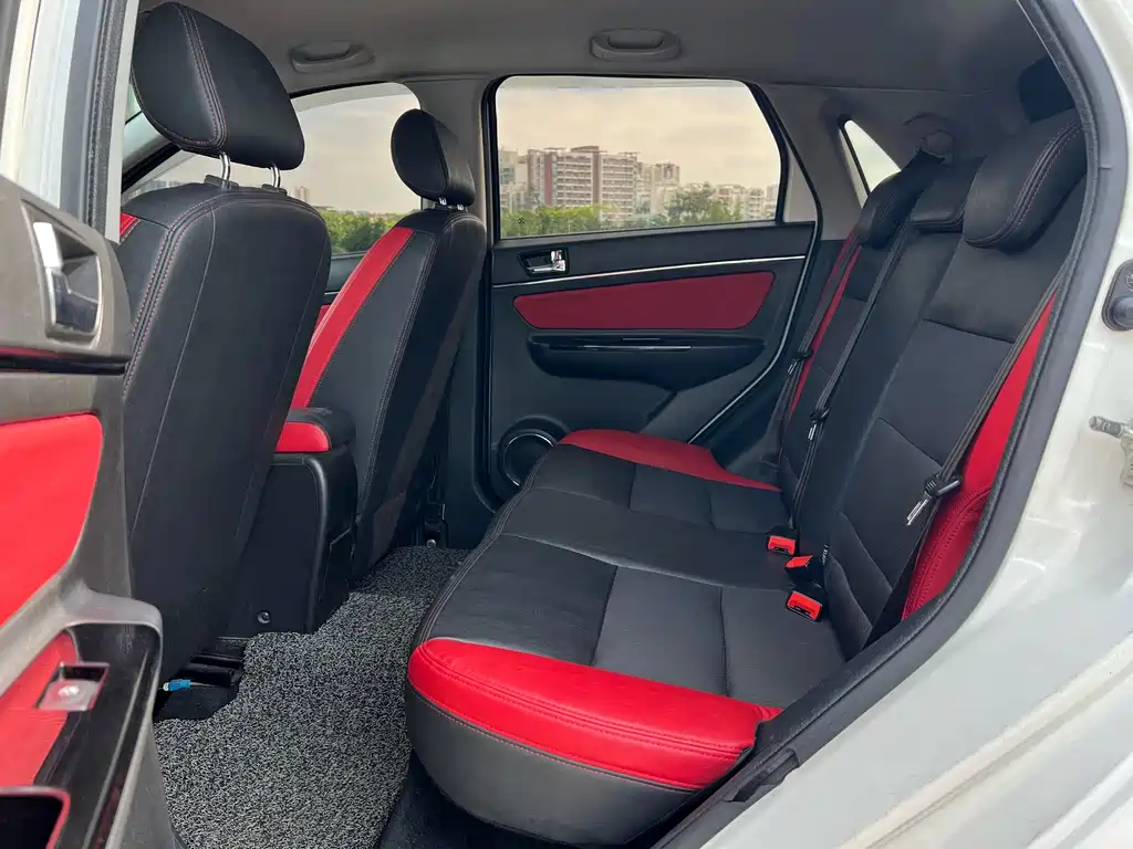 Senova X25 绅宝X25 2015款 1.5 L 手动舒适型