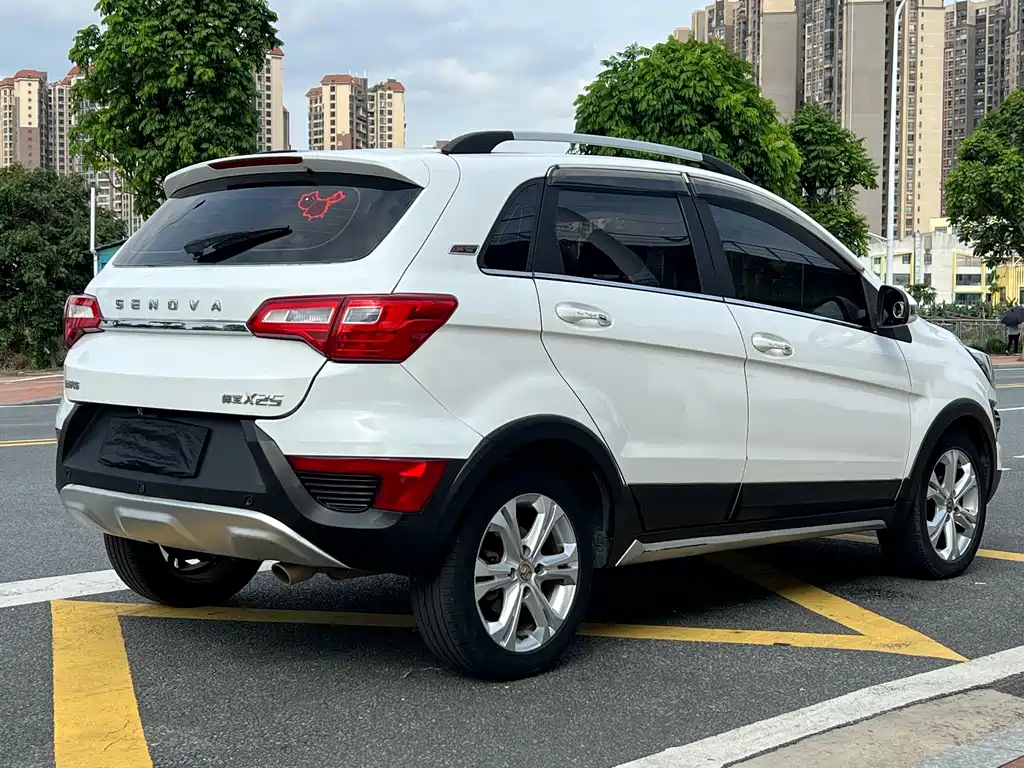 Senova X25 绅宝X25 2015款 1.5 L 手动舒适型