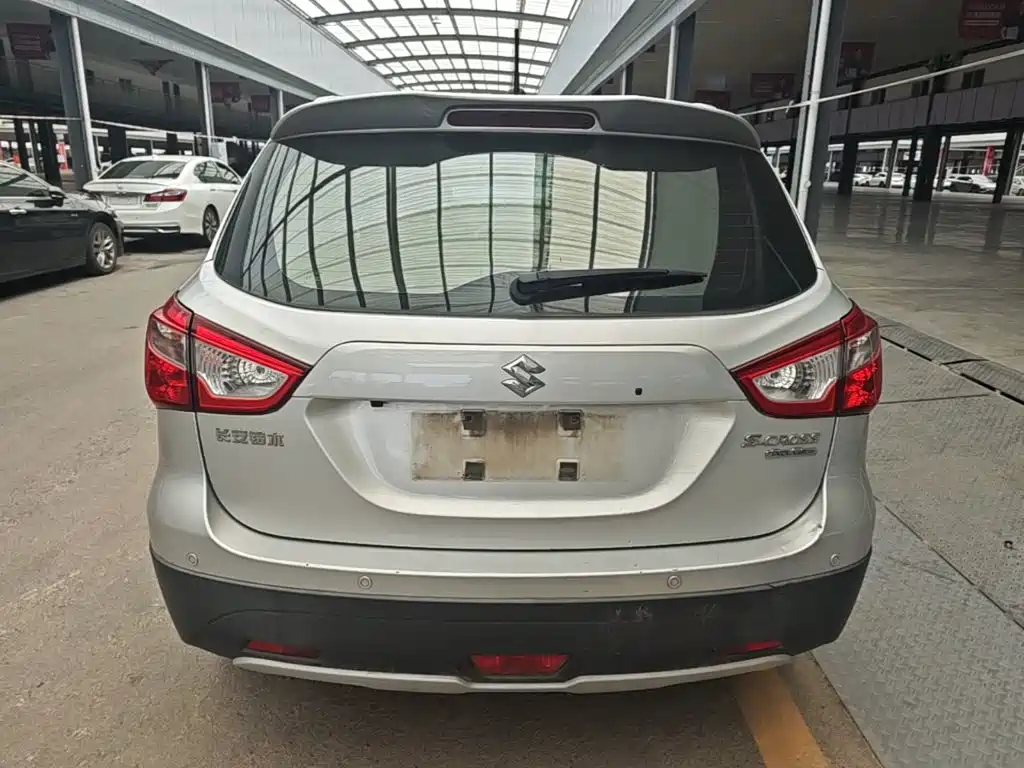 S-Cross 锋驭 2015款 1.6 L CVT四驱精英型