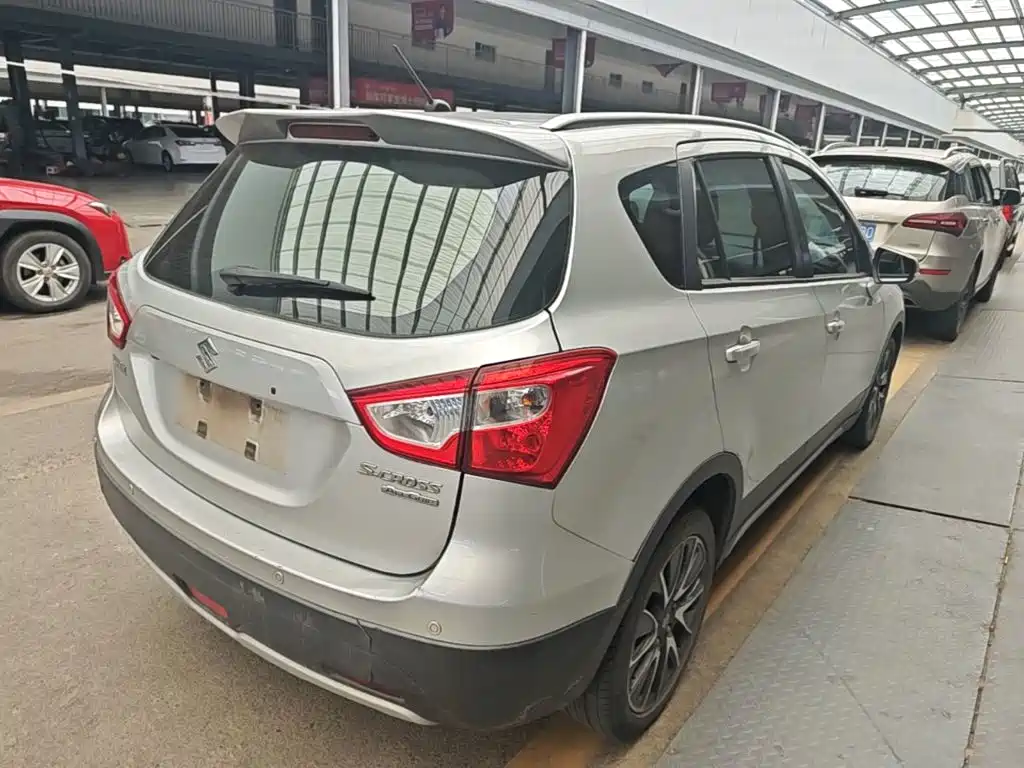 S-Cross 锋驭 2015款 1.6 L CVT四驱精英型